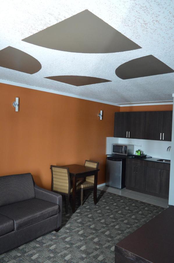 Motel Airport Traveller's 2*