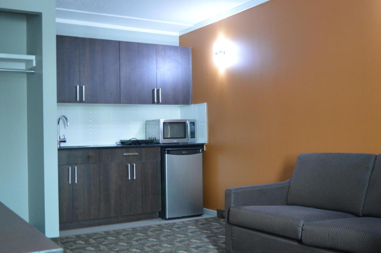 Airport Traveller's Motel Calgary